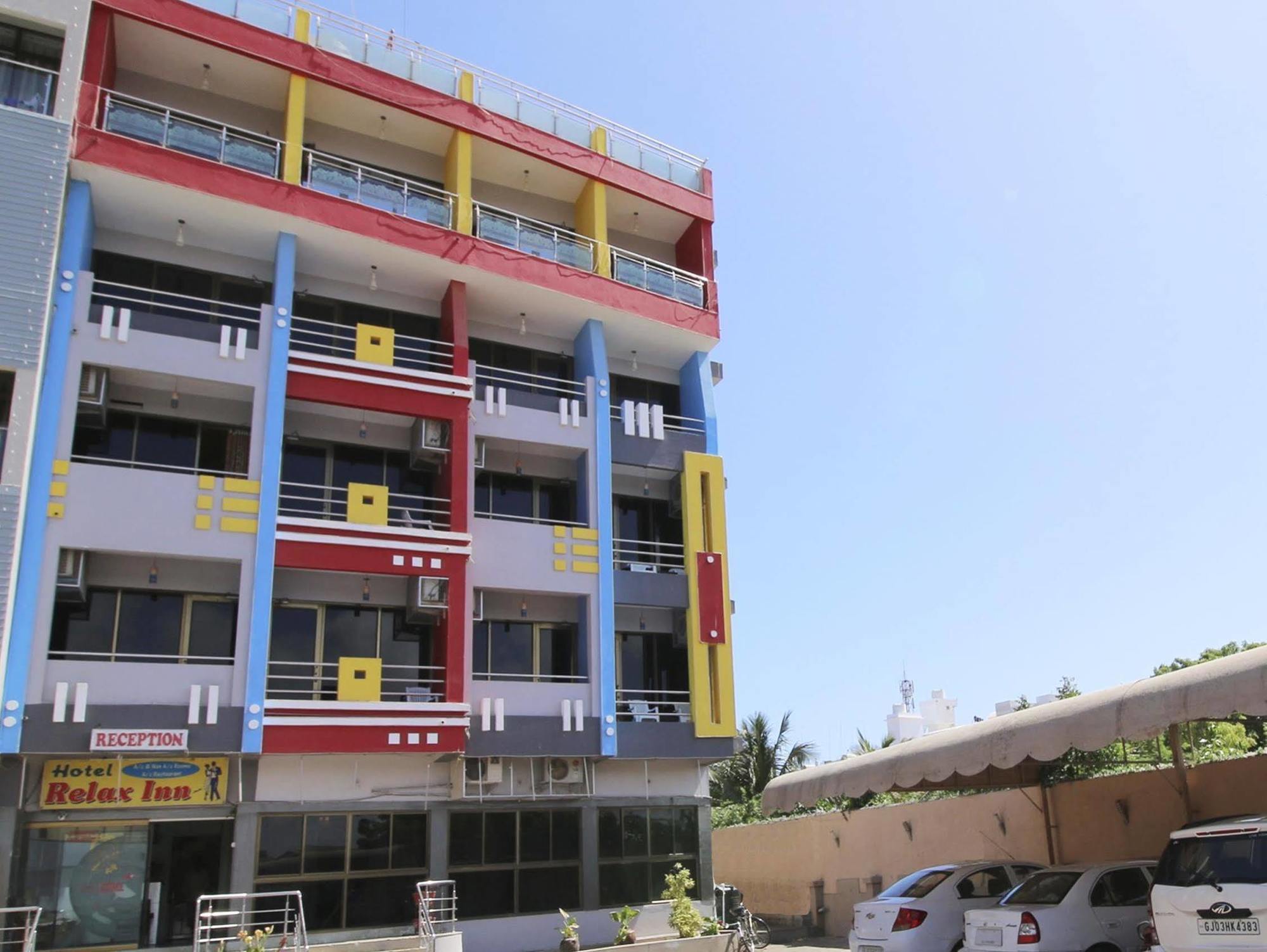 Hotel Relax Inn Diu Exterior foto